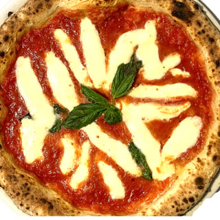 Regina Margherita (Classic Neapolitan Pizza) 13"